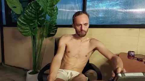 Snapshot of charlierushx chatting on October 30, 11:17 pm charlierushx online show from October 30, 11:17 pm