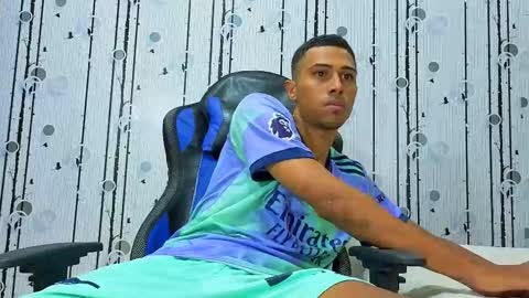 charlies_fox online show from March 27, 7:26 pm