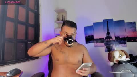 charly online show from March 8, 6:12 pm