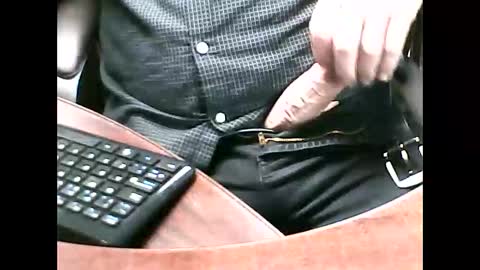Snapshot of charmeur2672 chatting on September 30, 10:08 am charmeur2672 online show from September 30, 10:08 am