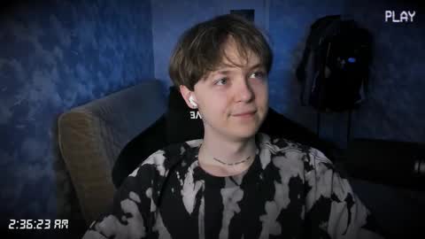 Snapshot of charonbaby1 chatting on September 9, 11:36 pm lynxy online show from September 9, 11:36 pm