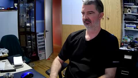 wanaBeYourToy online show from December 4, 3:43 pm