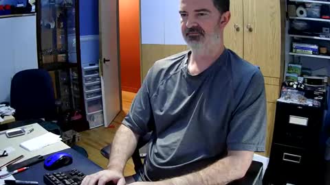 wanaBeYourToy online show from December 13, 11:55 am