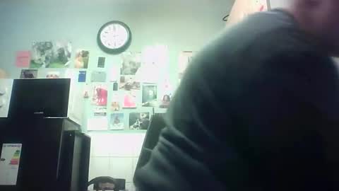 lee online show from February 17, 9:35 pm