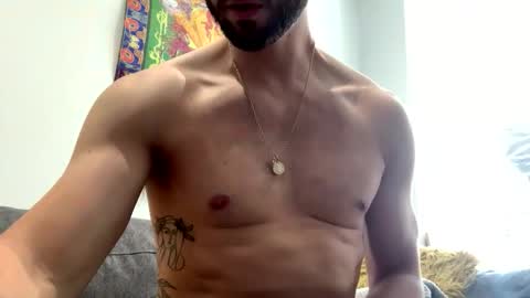 Snapshot of cheekycharliee chatting on September 22, 3:33 pm CheekyCharliee online show from September 22, 3:33 pm