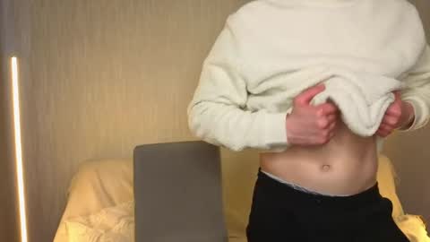 LUCASRYANPVT IS OPEN online show from May 3, 1:30 am