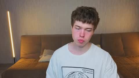 LUCASRYANPVT IS OPEN online show from May 19, 3:57 am