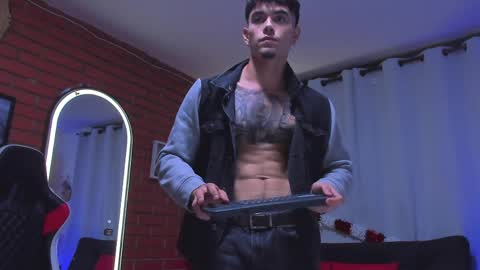 chepe vause online show from April 5, 10:50 pm