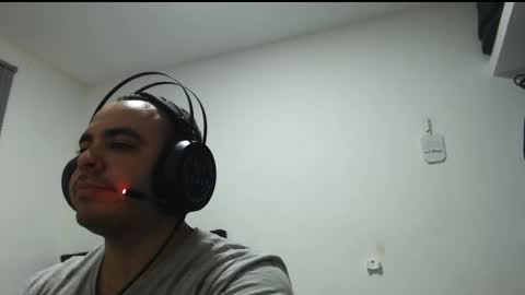 Thiago online show from February 14, 4:07 am