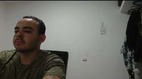 Thiago online show from February 17, 11:47 pm