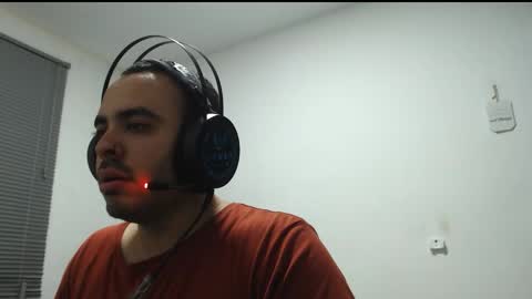 Thiago online show from February 11, 1:21 am