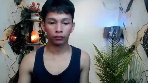 Snapshot of chick_renz chatting on October 8, 9:30 pm chick_renz online show from October 8, 9:30 pm