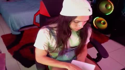 Snapshot of chico_explosivo chatting on October 27, 12:46 am chico_explosivo online show from October 27, 12:46 am