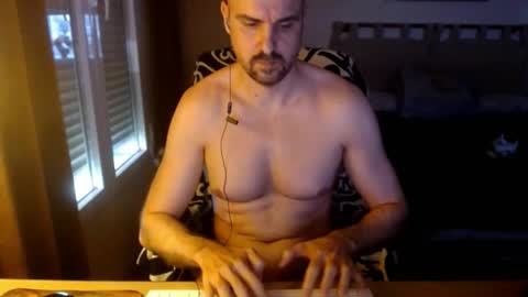 Snapshot of chicocam1983 chatting on October 19, 3:15 pm chicocam1983 online show from October 19, 3:15 pm