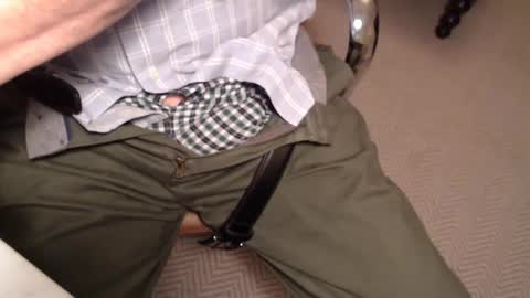 chiguy444 online show from October 21, 11:18 pm