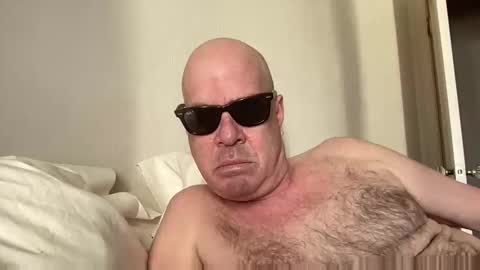 chillpuppy online show from March 16, 4:11 pm