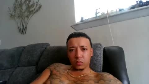 Snapshot of chino880172 chatting on December 15, 3:42 pm CHINO online show from December 15, 3:42 pm