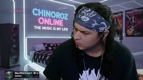 Snapshot of chinoroz chatting on October 22, 9:24 am Enrique online show from October 22, 9:24 am