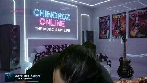 Snapshot of chinoroz chatting on October 12, 7:24 am Enrique online show from October 12, 7:24 am