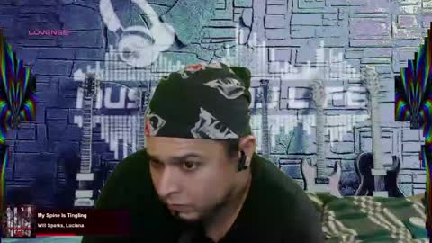 Snapshot of chinoroz chatting on March 8, 2:32 am Enrique online show from March 8, 2:32 am
