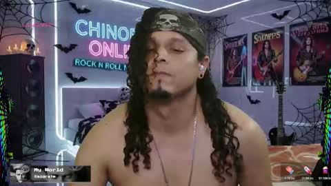 Snapshot of chinoroz chatting on October 29, 10:40 am Enrique online show from October 29, 10:40 am