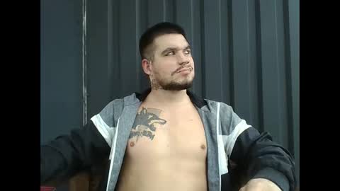 chiraq1945 online show from November 22, 9:42 am