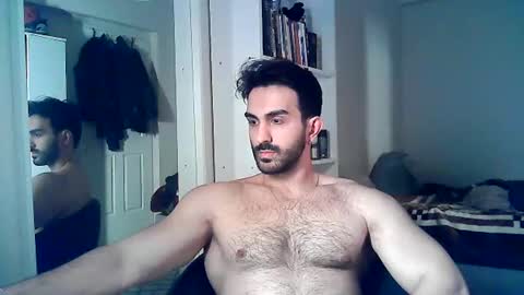 Snapshot of chocopriapus chatting on January 19, 12:06 am GreekGod online show from January 19, 12:06 am