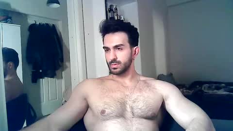 Snapshot of chocopriapus chatting on March 12, 11:33 pm GreekGod online show from March 12, 11:33 pm