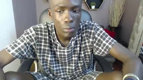 Chombo online show from December 13, 8:04 pm