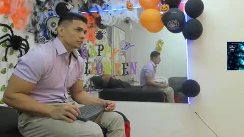 Snapshot of choreythaiylor chatting on October 14, 3:08 pm Chorey Thaylor online show from October 14, 3:08 pm