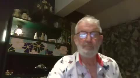 Snapshot of chris1404 chatting on December 22, 1:12 am chris1404 online show from December 22, 1:12 am