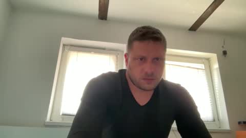 Chris online show from March 31, 8:38 am