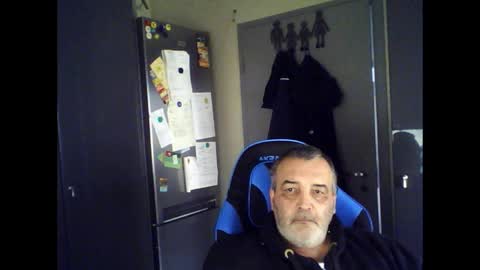 Chris online show from May 15, 8:11 am