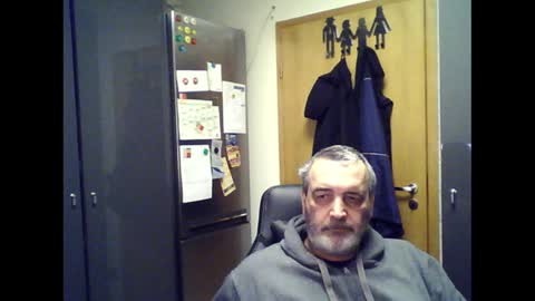 Chris online show from February 6, 6:56 pm