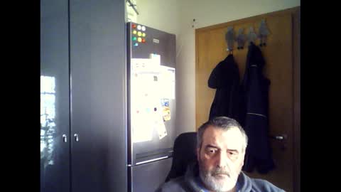 Chris online show from February 8, 11:55 am