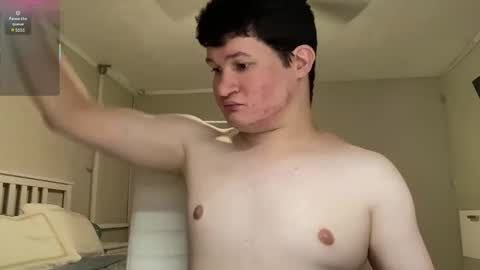 Snapshot of chris___evanss chatting on September 13, 7:04 pm Chris Evens online show from September 13, 7:04 pm