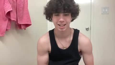 chris_baker1 online show from April 21, 4:18 am