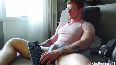redhead thief of sausages and hearts online show from May 11, 4:25 am