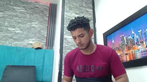 chris_dick2 online show from January 9, 4:51 am