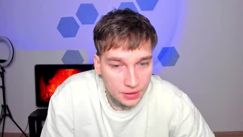 Chris Tyson online show from December 17, 9:38 am