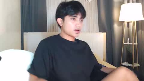 Shawty Chris online show from December 19, 1:52 pm