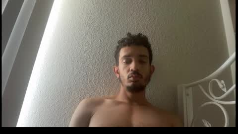 chrislover2125 online show from May 3, 5:04 pm