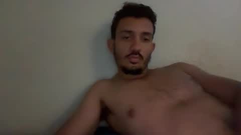 chrislover2125 online show from April 28, 2:49 am