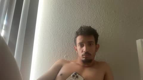 chrislover2125 online show from May 13, 4:04 pm