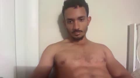 chrislover2125 online show from April 19, 5:29 am