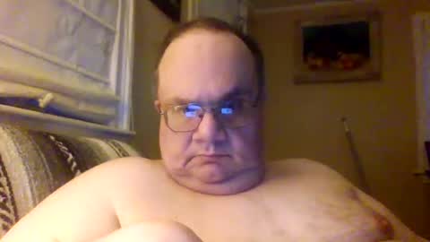 Snapshot of chrismini312 chatting on October 8, 10:14 pm Chris The Jerk Off King online show from October 8, 10:14 pm