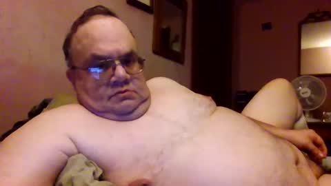 Snapshot of chrismini312 chatting on October 3, 1:54 am Chris The Jerk Off King online show from October 3, 1:54 am