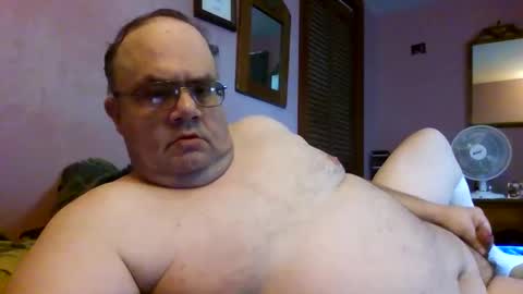 Snapshot of chrismini312 chatting on October 4, 1:38 pm Chris The Jerk Off King online show from October 4, 1:38 pm