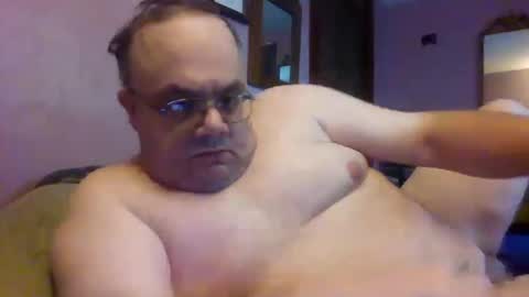 Snapshot of chrismini312 chatting on October 10, 2:00 pm Chris The Jerk Off King online show from October 10, 2:00 pm