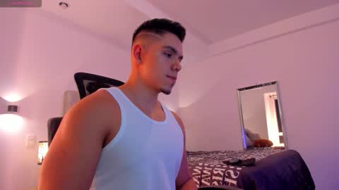 chrismorgan24 online show from October 31, 2:02 am